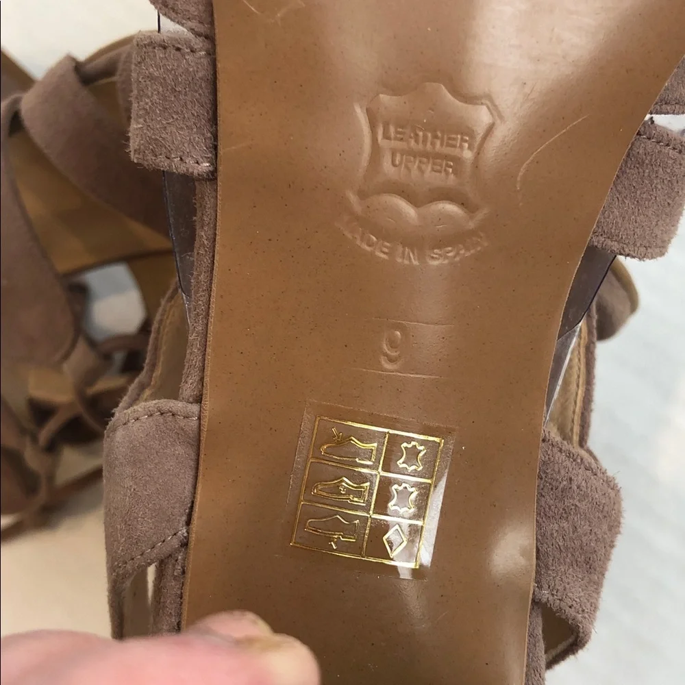 Brenda Zaro Taupe Suede Strappy Bloch Heel Sandals Size 9